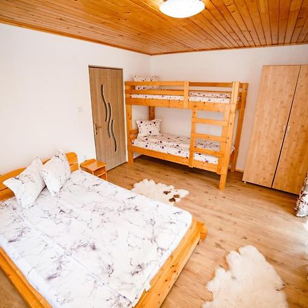Casa Tudor Topliţa Eksteriør billede
