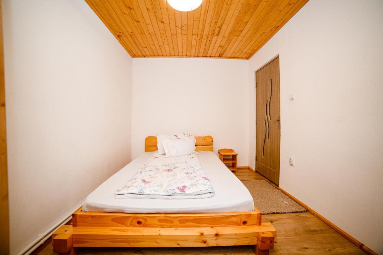 Casa Tudor Topliţa Eksteriør billede